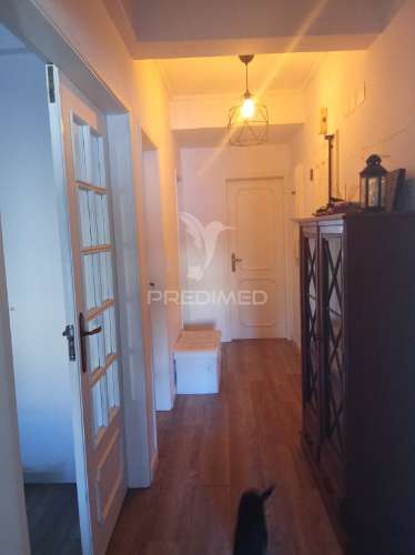 T2 remodelado com cozinha equipada