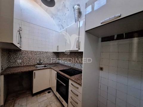 Apartamento t2 em borba – excelente oportunidade para remodelar e valorizar!