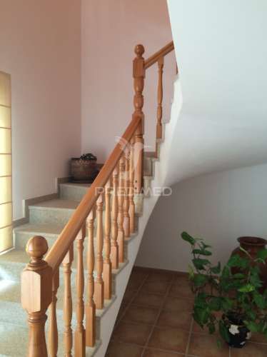 Quinta em monção com moradias independentes, vinha de alvarinho e adega - brbeita