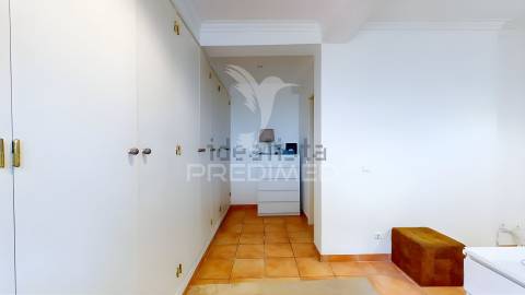 Moradia t4 isolada com piscina