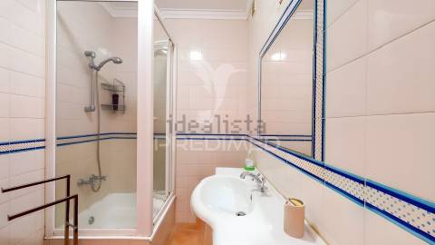 Moradia t4 isolada com piscina