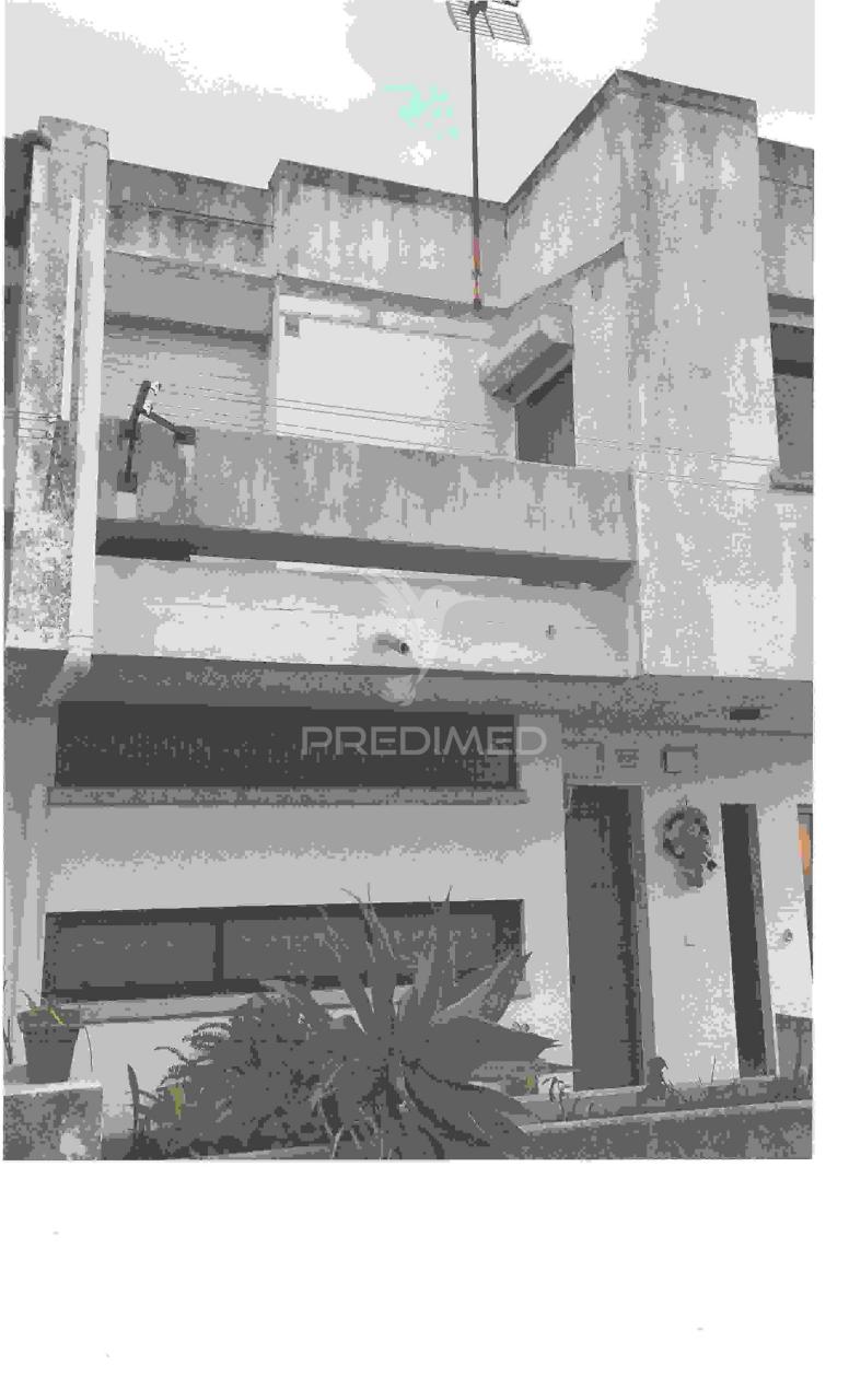 Apartamento t3 em vila nova de santo andré