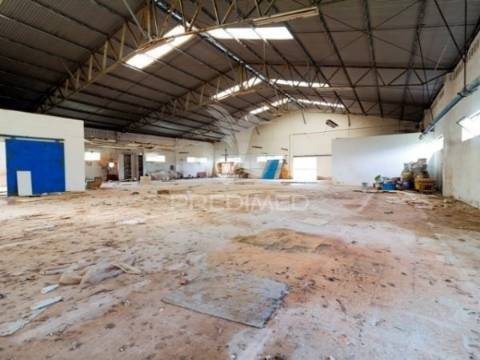 Prédio industrial / armazém em maceirinha, maceira – leiria