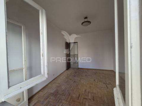 Apartamento t2 em agualva,