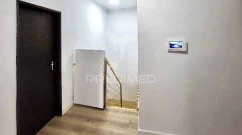 Moradia t3 + 2 com ampla área externa