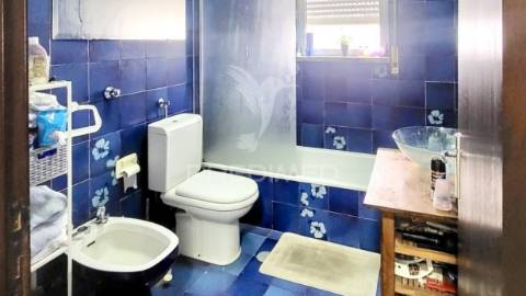 Moradia t3 + 2 com ampla área externa