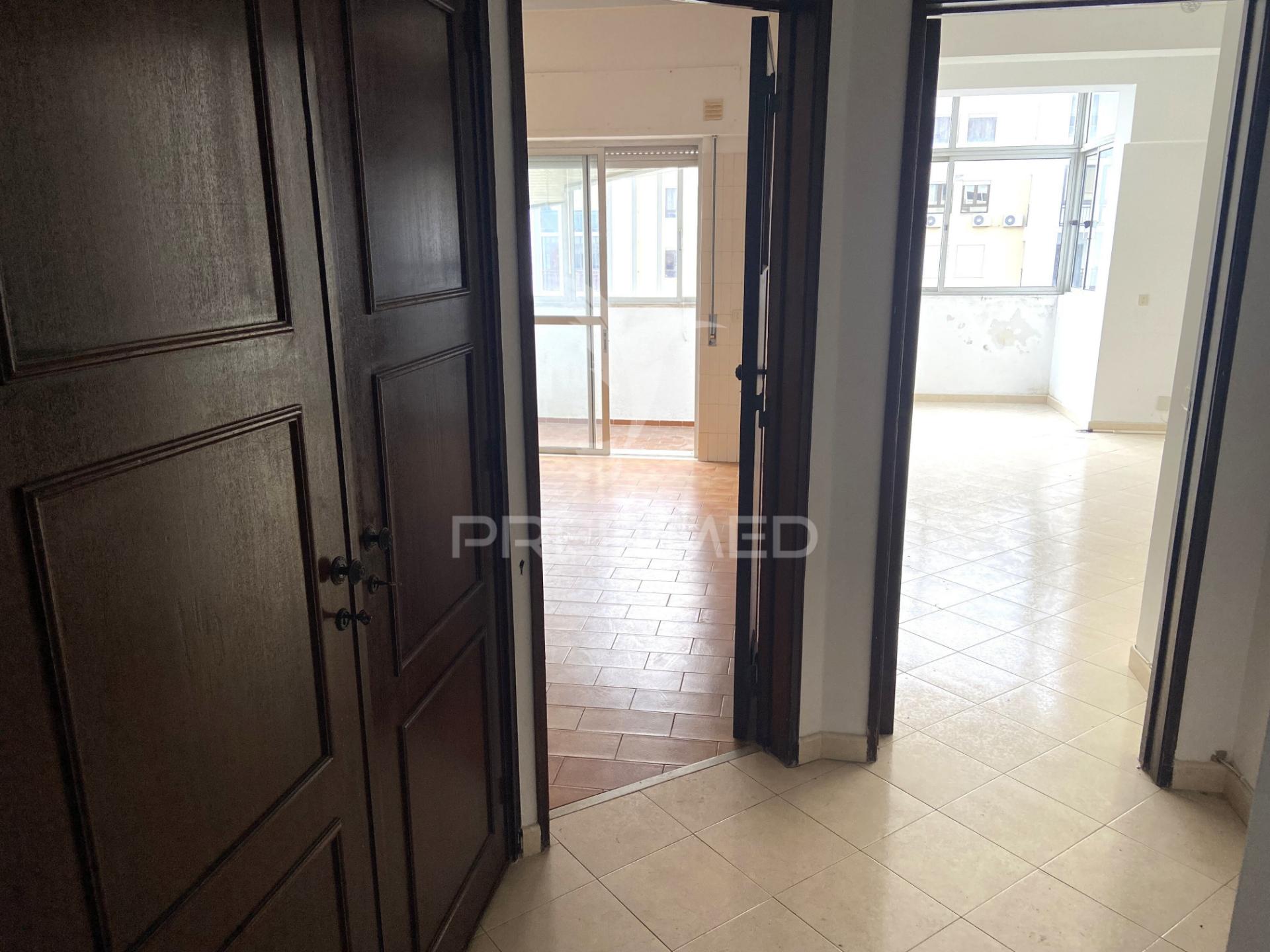 Apartamento 3 assoalhadas em almada