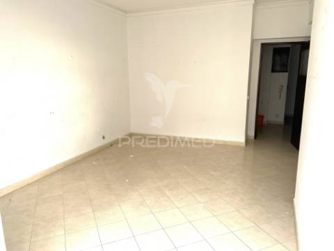 Apartamento 3 assoalhadas em almada