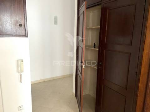 Apartamento 3 assoalhadas em almada