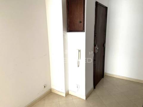 Apartamento 3 assoalhadas em almada
