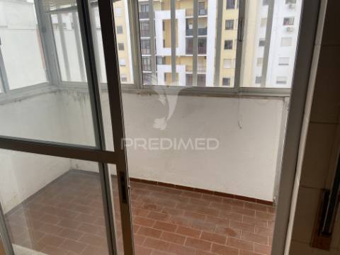 Apartamento 3 assoalhadas em almada