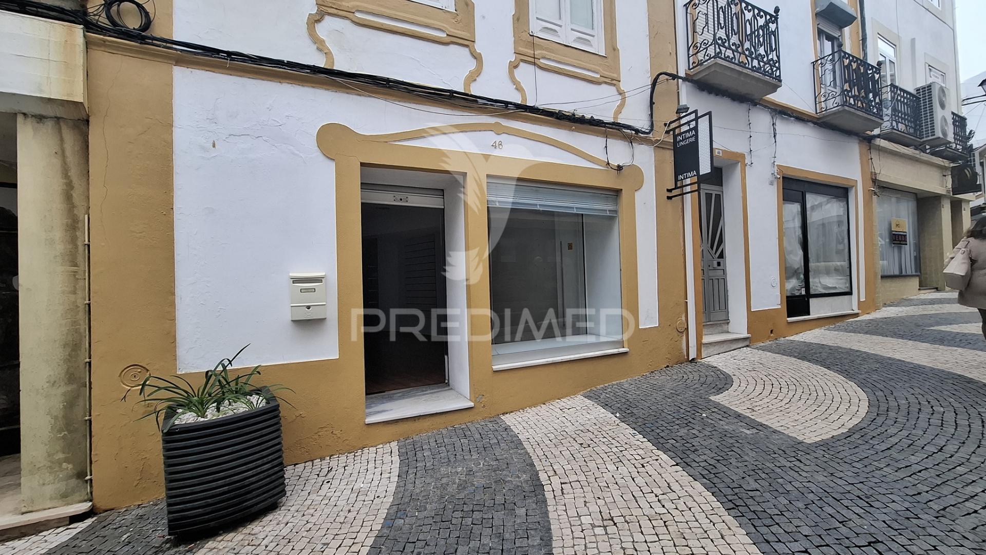 Oportunidade única – loja para comércio no coração de portalegre