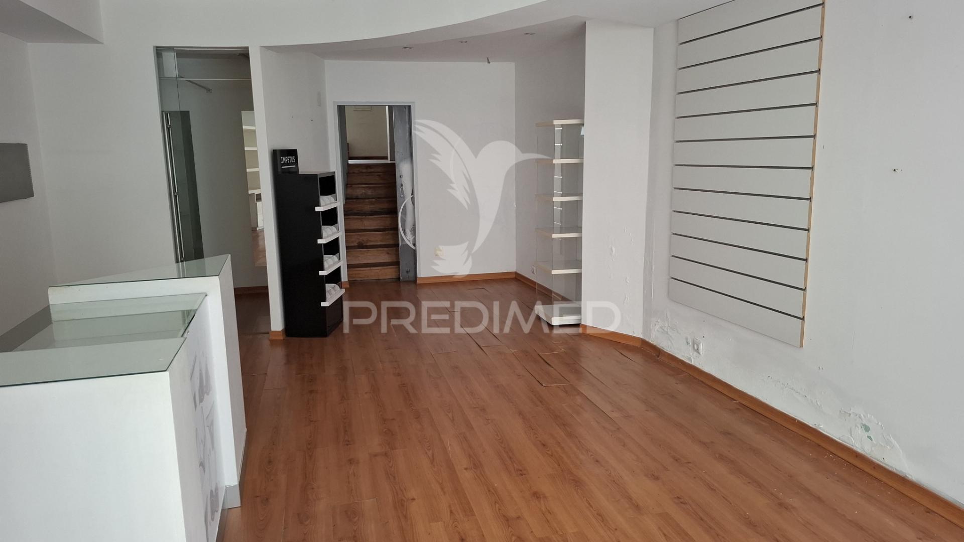 Oportunidade única – loja para comércio no coração de portalegre