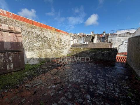 Investimento único – moradia t3 para reabilitação no centro histórico de elvas