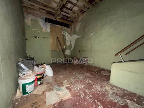 Investimento único – moradia t3 para reabilitação no centro histórico de elvas