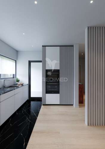 Vendo t2  no edificio the place vista unica e defenitiva porto e anfiteatro do funchal