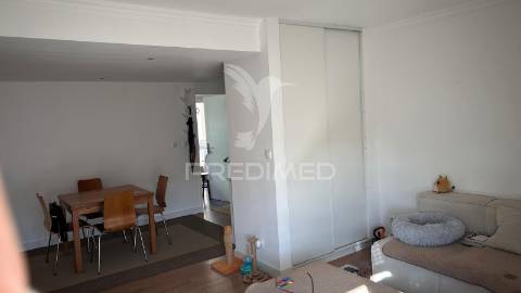 Excelente t2 com opção de ser vendido mobilado