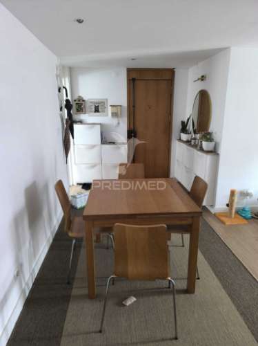 Excelente t2 com opção de ser vendido mobilado