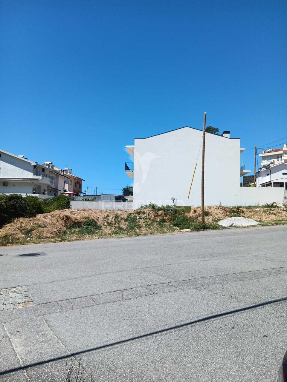 Terreno à venda em fânzeres – gondomar