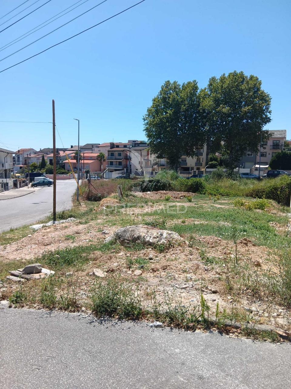 Terreno à venda em fânzeres – gondomar