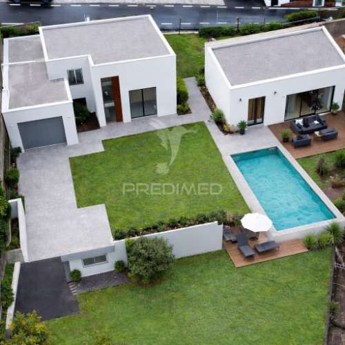 Moradia t4 nova com "piscina" em serzedelo, guimarães
