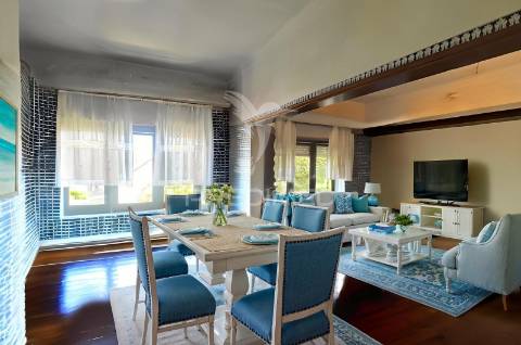 Moradia isolada t4 | 260 m² de construção | lote de 525 m² | piscina | excelente oportunidade de personalização