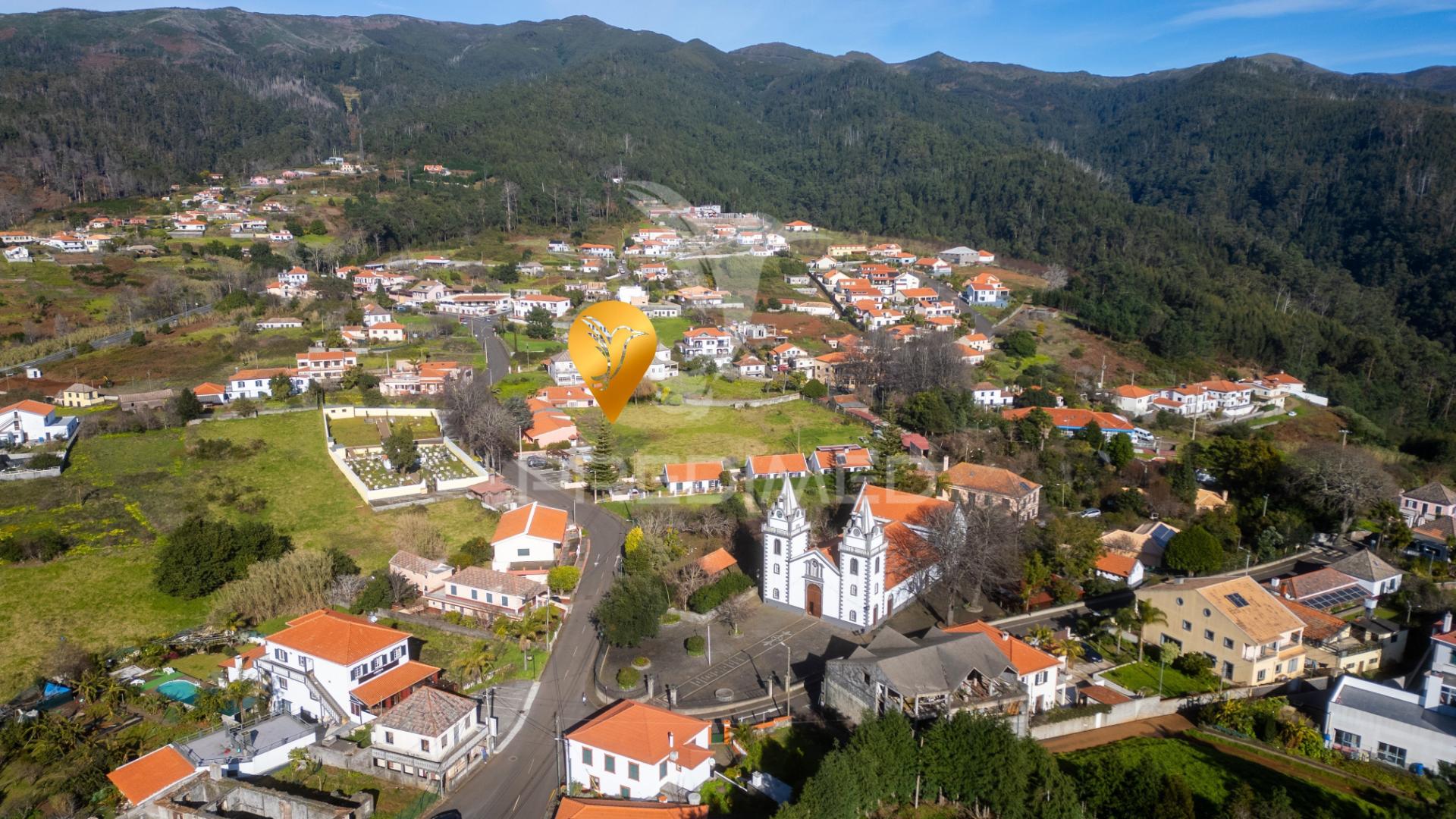 Terreno nos prazeres para construção