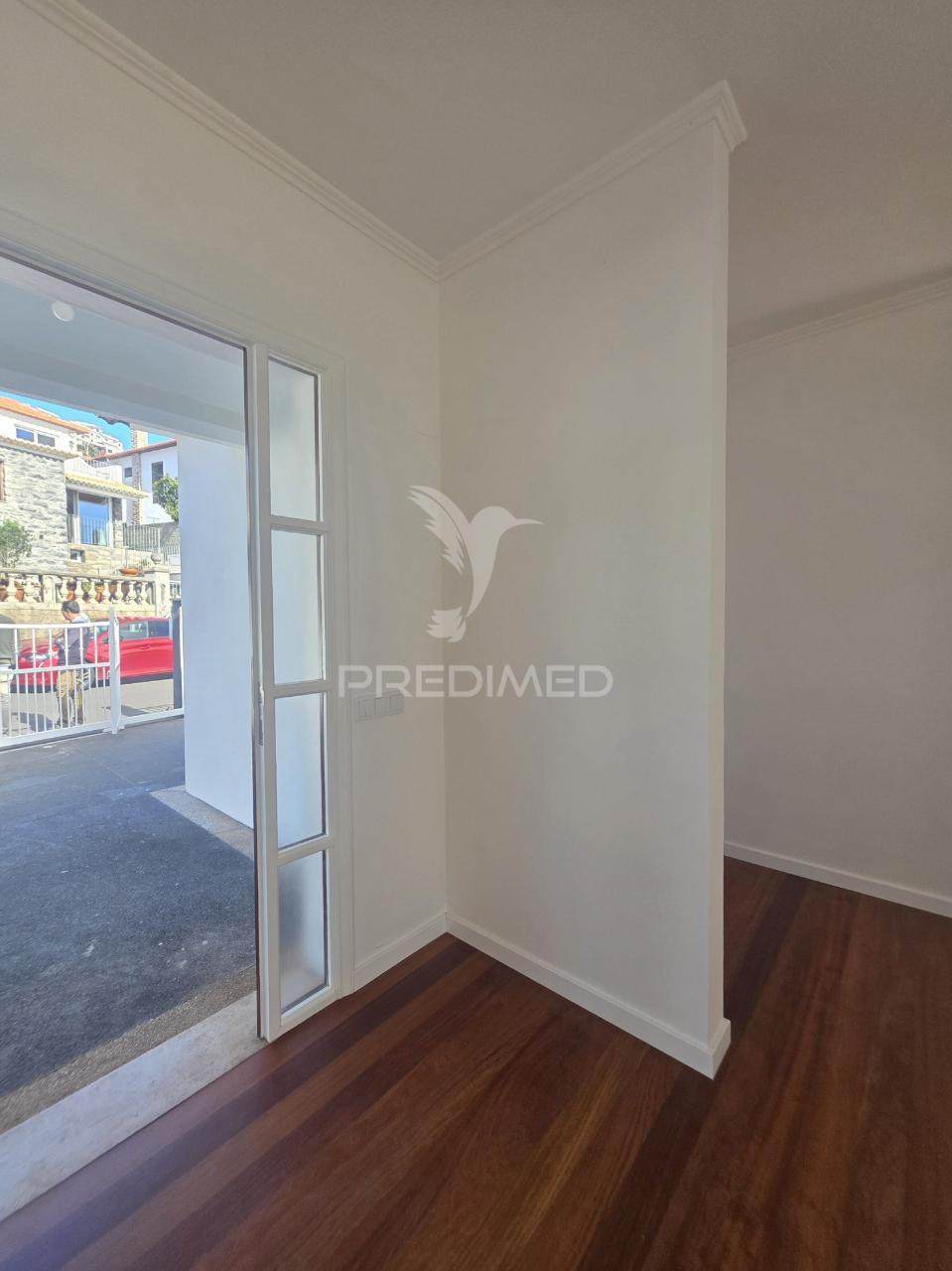 Moradia t3 em santa cruz