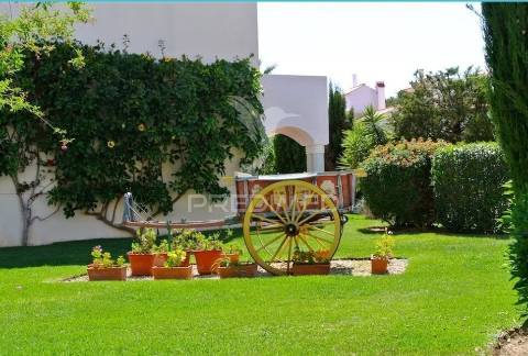 Apartamento t2 no old village - vilamoura