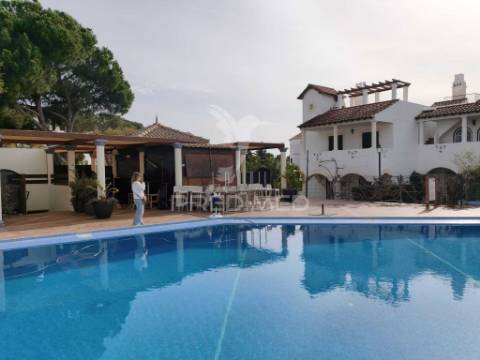 Apartamento t2 no old village - vilamoura