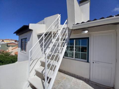 Moradia t3+3 em madorna, cascais