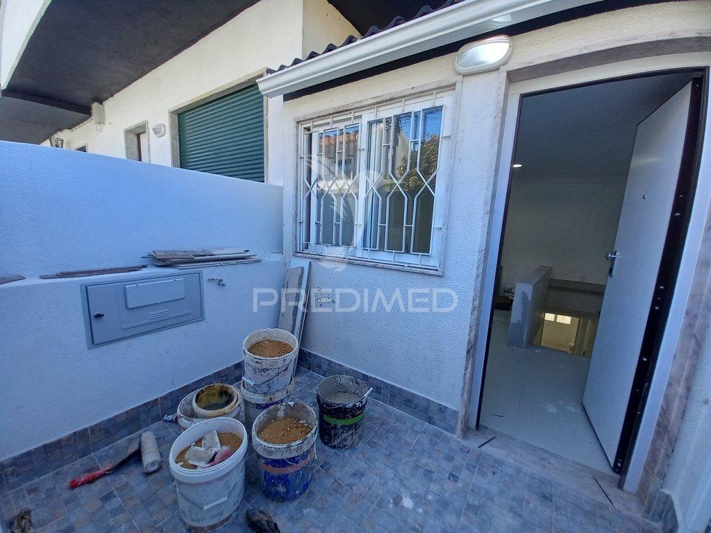 Moradia t3+3 em madorna, cascais