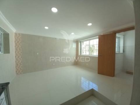 Moradia t3+3 em madorna, cascais