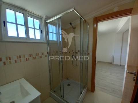 Moradia t3+3 em madorna, cascais