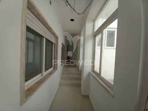 Moradia t3+3 em madorna, cascais