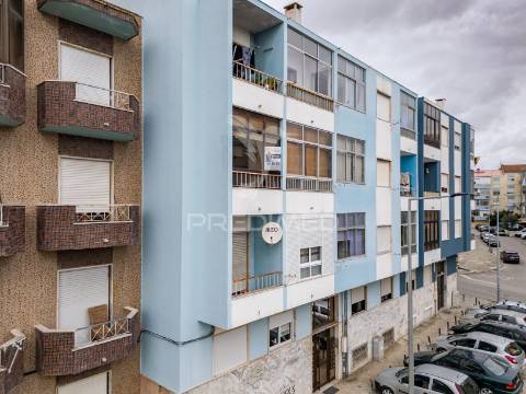 Apartamento t2 no centro da cruz de pau