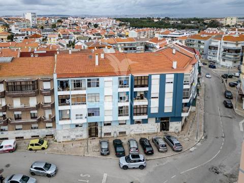 Apartamento t2 no centro da cruz de pau