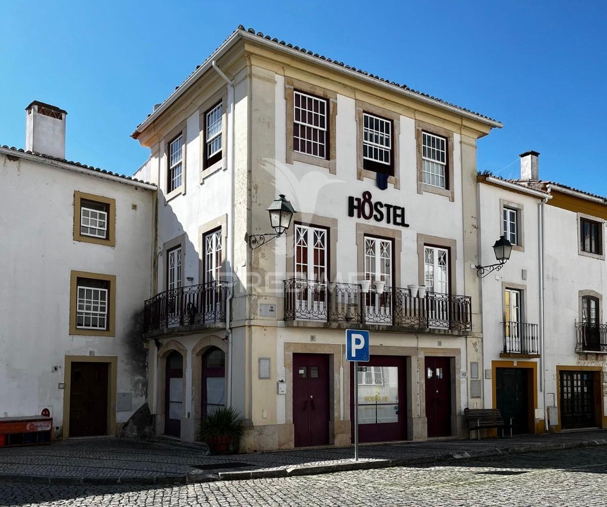 Loja comercial na zona ribeirinha de constância com elevado potencial