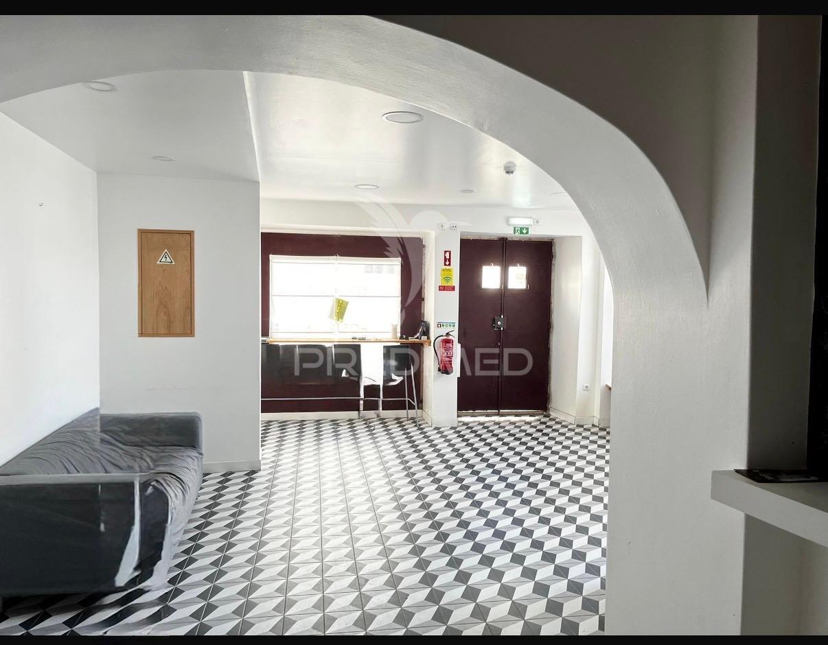 Loja comercial na zona ribeirinha de constância com elevado potencial