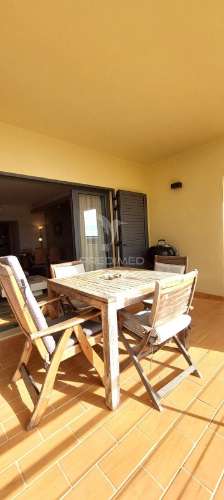 Apartamento t2 exclusivo com piscina e 2 lugares de estacionamento em vilamoura