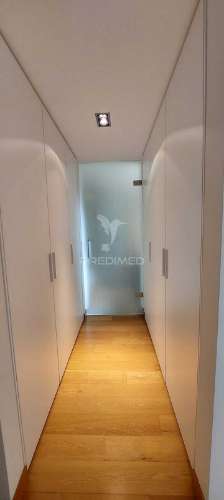 Apartamento t2 exclusivo com piscina e 2 lugares de estacionamento em vilamoura