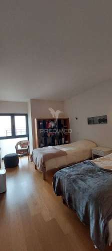 Apartamento t2 exclusivo com piscina e 2 lugares de estacionamento em vilamoura