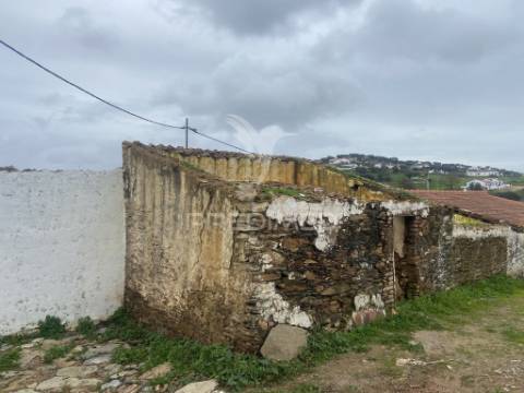 Moradia t2 totalmente remodelada, em hortinhas - alandroal