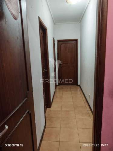 T2+1 no centro da trofa