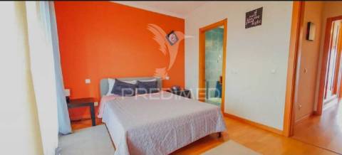 Apartamento t2 duplex com garagem para 2 carros , francesinhas