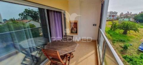 Apartamento t2 duplex com garagem para 2 carros , francesinhas