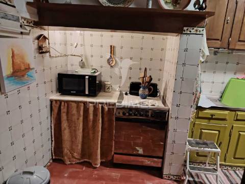 Arrendamento de moradia t0 com duas mezzanines no barreiro