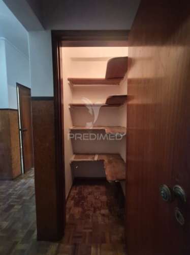 ? apartamento t3 — cruz de pau, seixal