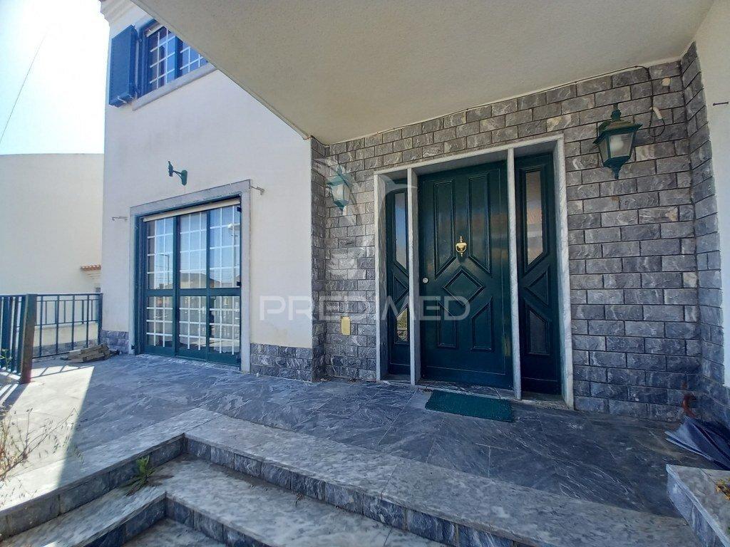 Moradia t4+1 com vista mar em ribamar