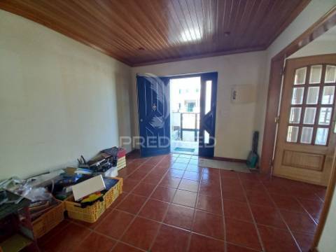 Moradia t4+1 com vista mar em ribamar